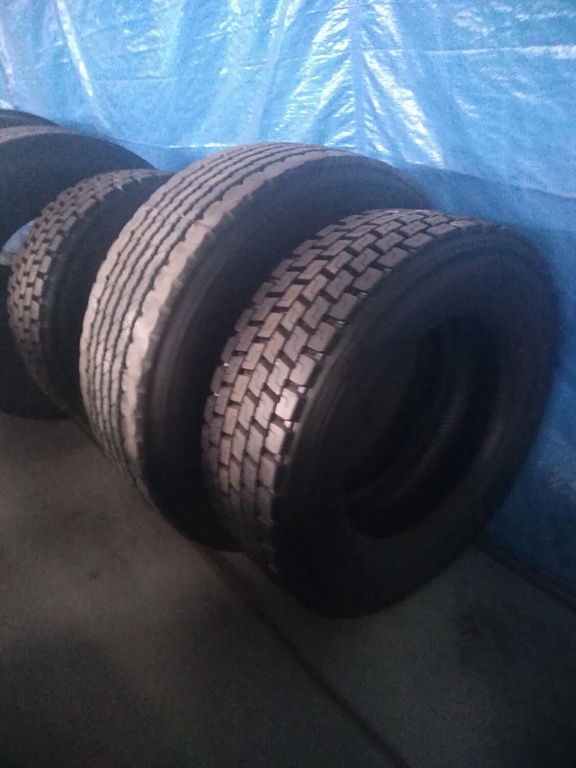 шины грузовые 315/65r22.5, наварка 295 80 22.5, matador 315/70 r22.5, кама 315 70 22.5, шины 275 80 22.5