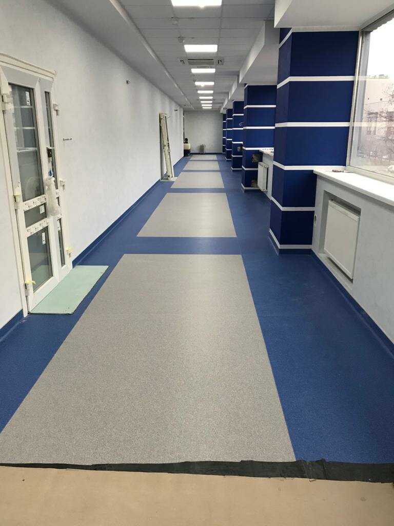 форбо линолеум для чистых помещений 600х600, напольное покрытие, линолеум, офисный коридор, виниловый пол