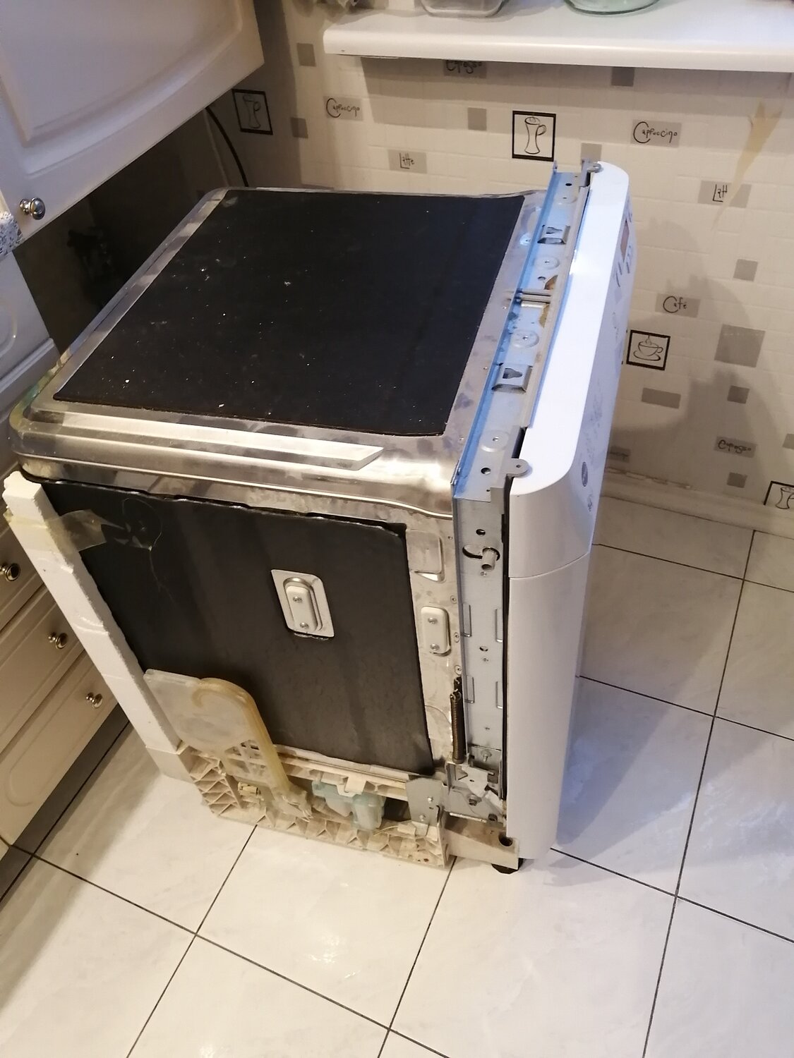 посудомоечная машина electrolux esl 47020, бытовая техника, посудомоечная машина, li42 посудомоечная машина, посудомойка задняя стенка