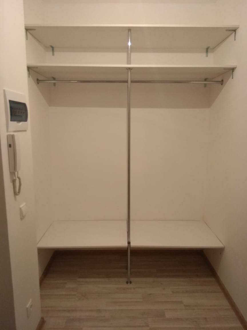 гардеробная комната, гардеробная 2.5 кв.м икеа, гардеробная комната планировка с размерами 2х1.5 икеа, встроенная гардеробная 1,2х2,4, гардеробная комната г-образная