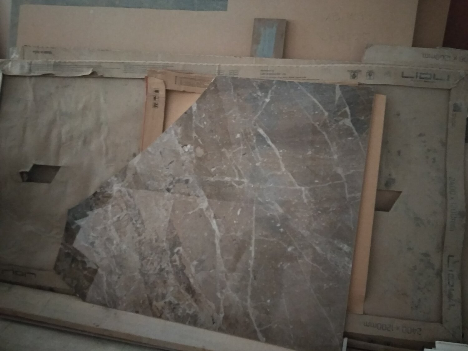 мрамор, etruscan rose мрамор, брекчия перниче мрамор изделия, мрамор luna grey, плитка мраморная имперадор дарк