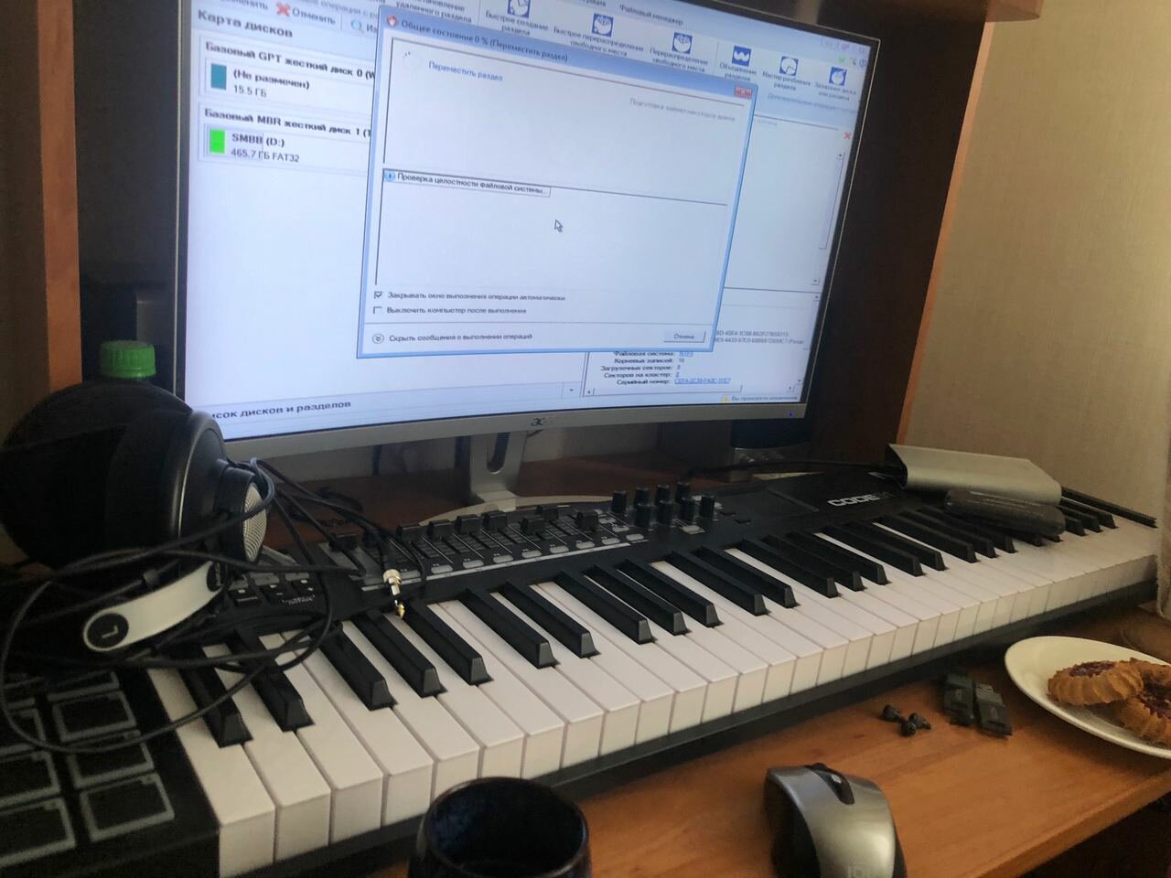 синтезатор, клавишные музыкальные инструменты, midi клавиатура студия, музыкальный инструмент синтезатор, музыкальная аранжировка инструменты