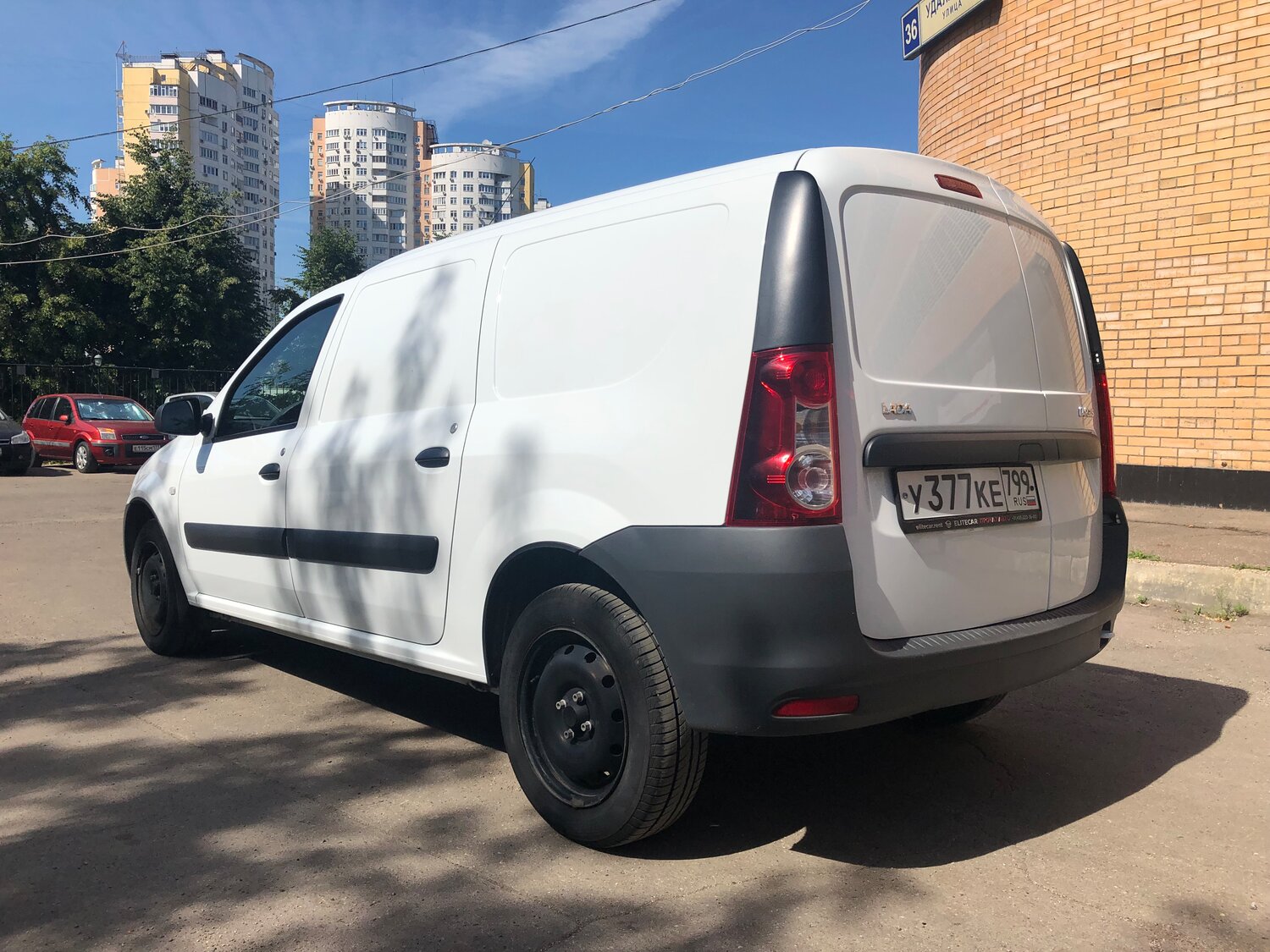 lada largus, лада ларгус фургон, лада ларгус фургон 2017, лада ларгус фургон серебристый, ВАЗ (Lada) Largus