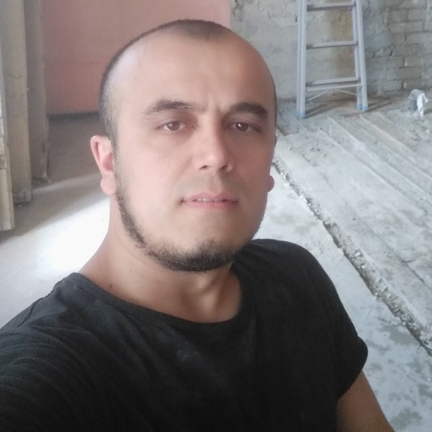 Алишер Фармонов