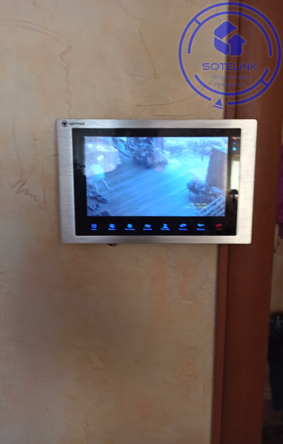 видеодомофон optimus vm-e7, видеодомофон optimus vm-7s, установленный видеодомофон тантос, домофон планшет, рязань видикон домофон 900-700