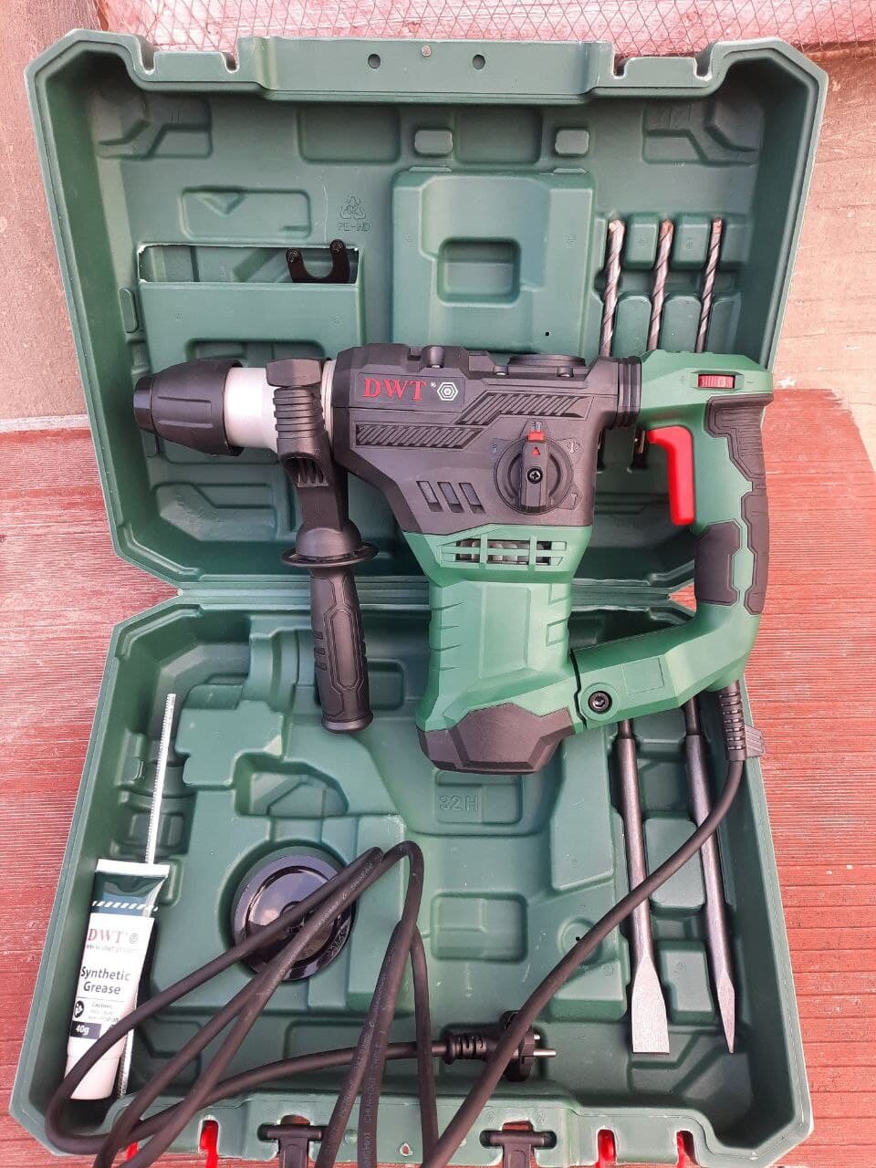 шуруповерт metabo 12v, дрель шуруповерт, шуруповёрт хаммер acd182 18 вольт, шуруповёрт, шуруповерт dwt abs-12
