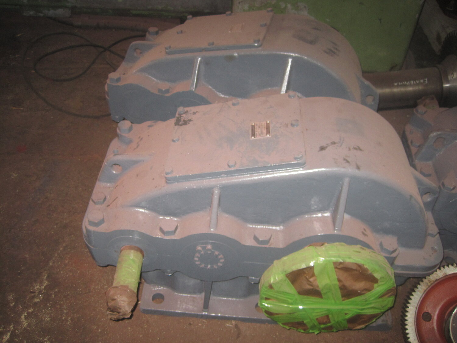 редуктора рм-250 ц2-250 рцд-250, редуктор 1ц3у-200, редуктор ц2-750, редуктора кц2-815-126,7-42-ц-у3, редуктор ц4-1000