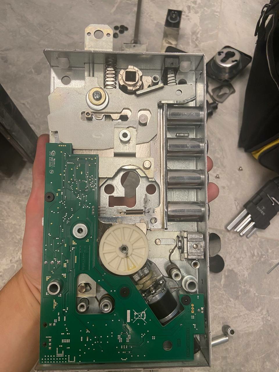 магнитола блаупункт, магнитола blaupunkt, ic 2000, pw 325 схема, орион pw 325 схема