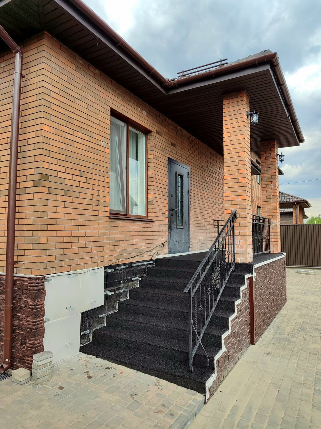 дом кирпич, дом коттедж, кирпичный дом, дом, загородный дом