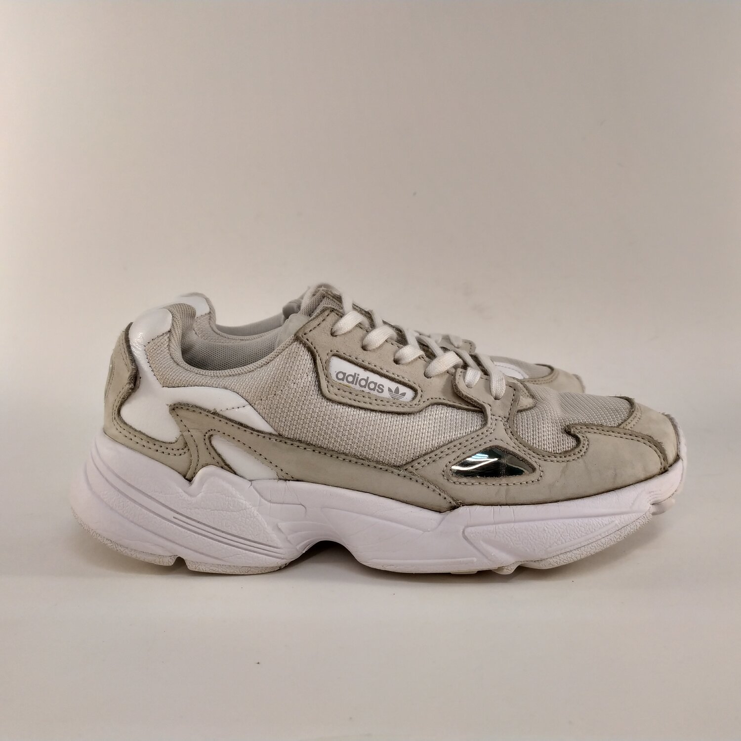adidas falcon, adidas falcon white, кроссовки adidas falcon, adidas falcon w, кроссовки