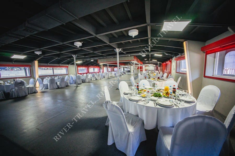 теплоход рио 1 loft boat, теплоход рио 1, рио 1 loft boat, теплоход рио 1 концерт, теплоход рио 1 внутри