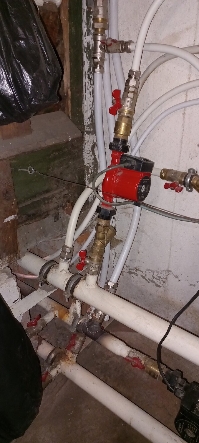 насос циркуляционный для отопления через байпас, циркуляционный насос в системе отопления, монтаж водоснабжения, монтаж труб водоснабжения, врезка циркуляционного насоса в систему отопления частного