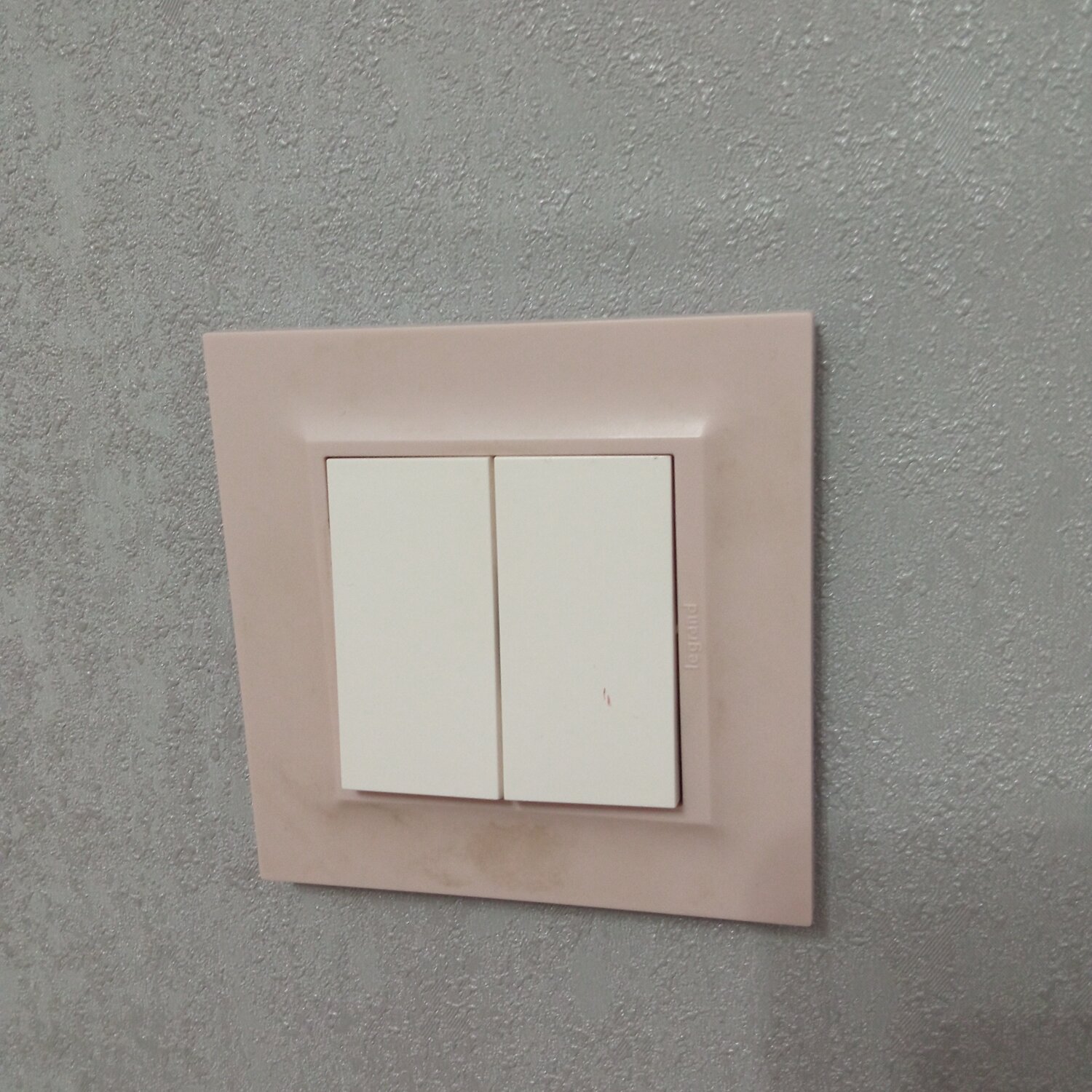 выключатель, выключатель электрический, выключатель двойной, выключатель двухклавишный, выключатель двухклавишный проходной