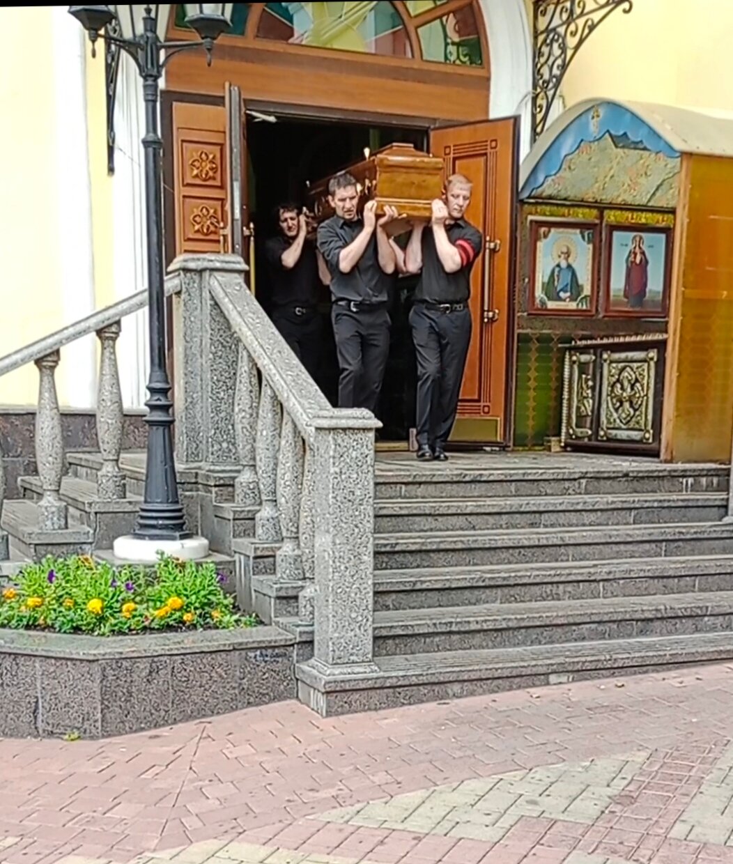 геннадий бачинский похороны, иоанновский монастырь в санкт-петербурге внутри, музей константина васильева в казани, похороны нижний тагил николая малых, церковь