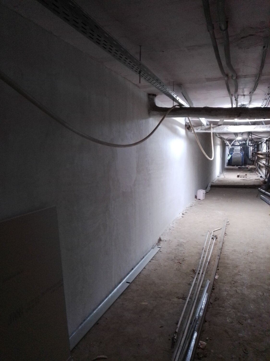 подвальные помещения, помещения, здание, интерьер, подвал в новостройке