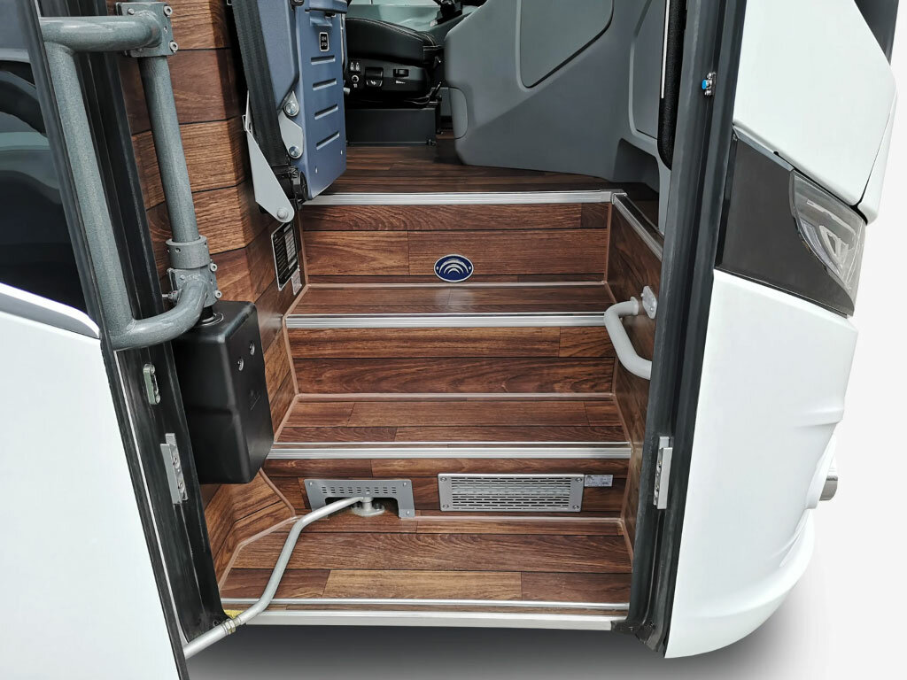 автобус yutong 6122, setra автобус двухэтажный, авто, туристический автобус, кемпер adria