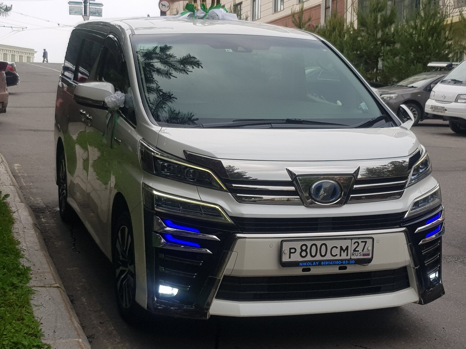 toyota vellfire 2015 гибрид, toyota vellfire 200 мм, alphard hybrid, toyota vellfire 2017-2023, Lexus LX III Рестайлинг