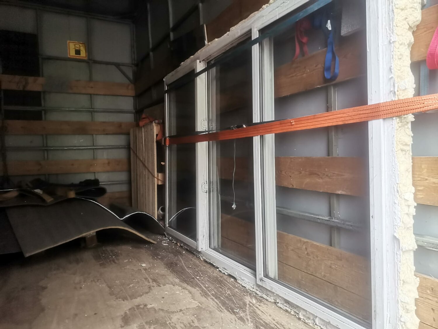 окна бу, пластиковое окно, створчатые окна, окна балконные, фасадные системы