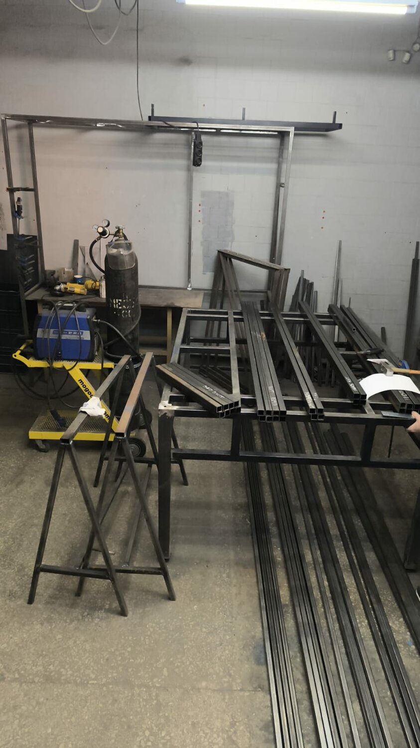 сварочная мастерская, сварочный цех, сварочные работы, сварочный цех оборудование, сварочные столы