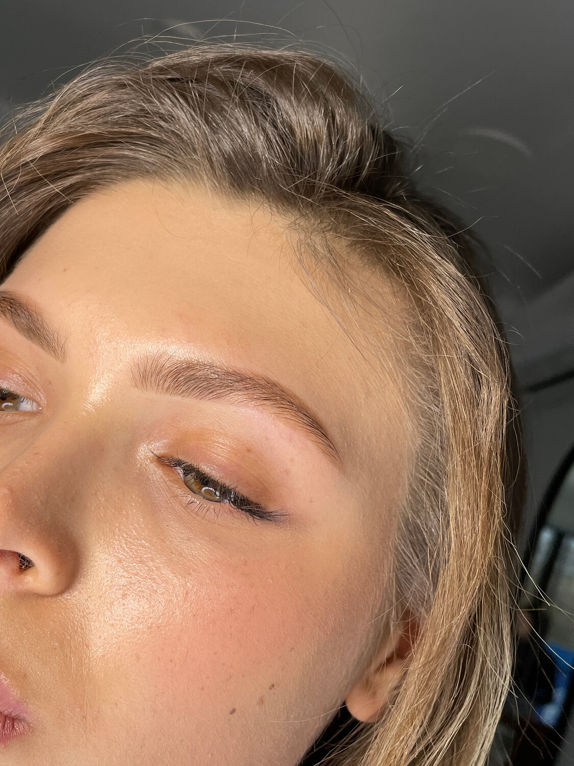 брови, красивый макияж, лореаль greige подводка 06, варианты макияжа, макияж тенями