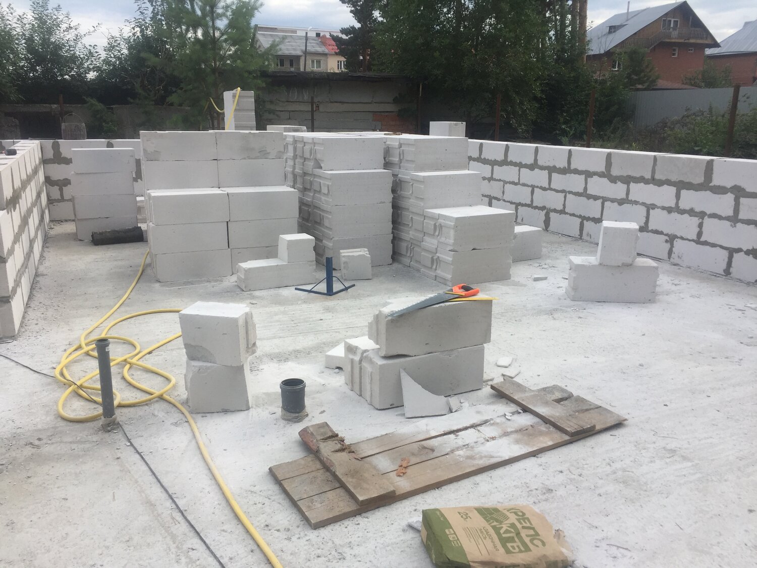 газобетонные блоки, строительство домов из газобетона, газобетон, кладка газобетонных блоков, строим дом из газобетона