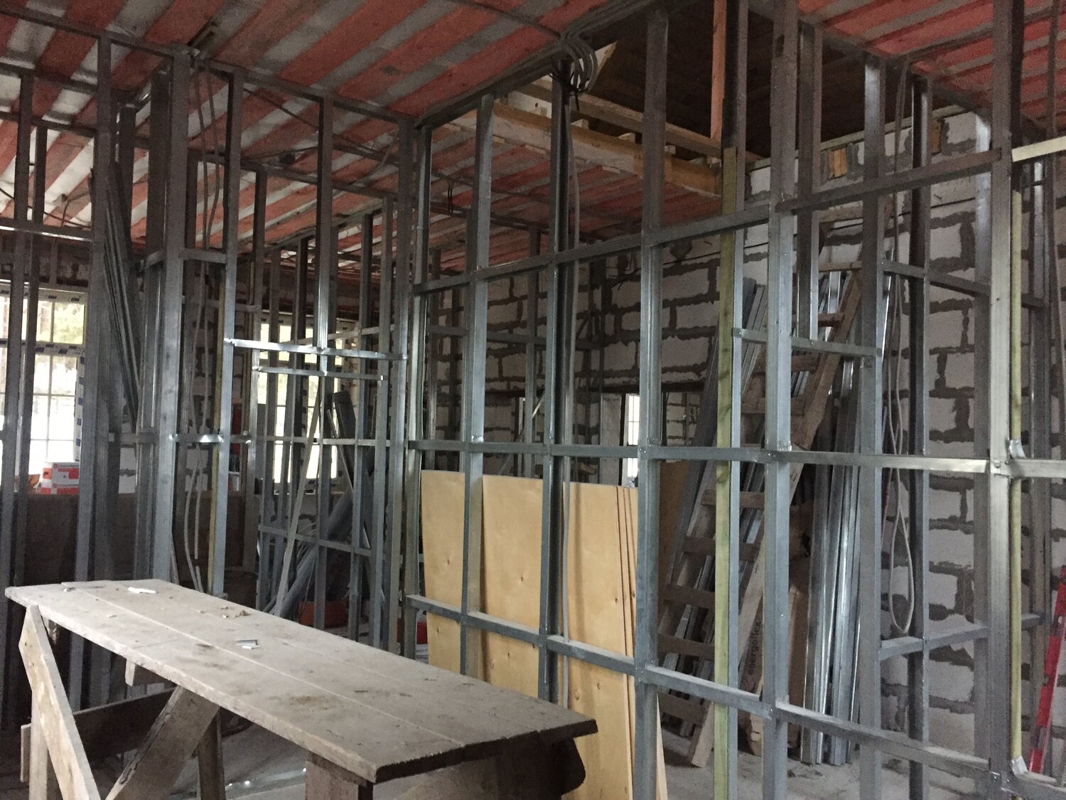 металлокаркас перегородки, перегородки из лстк, каркас из профиля, монтаж перегородок из гипсокартона, каркас для гипсокартона