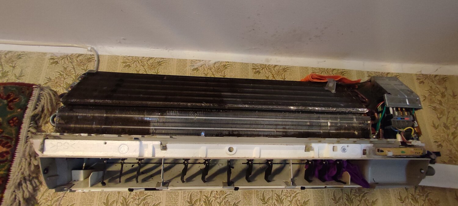 грязный кондиционер, кондиционеры сплит системы, кондиционер midea msv1-09hr si, кондиционер, кондиционер сплит