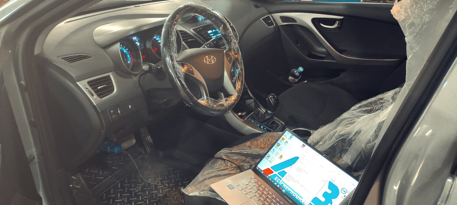 solaris hyundai, хендай солярис комплектация оптима 2011, черный хендай солярис, hyundai solaris 1, hyundai solaris 2011