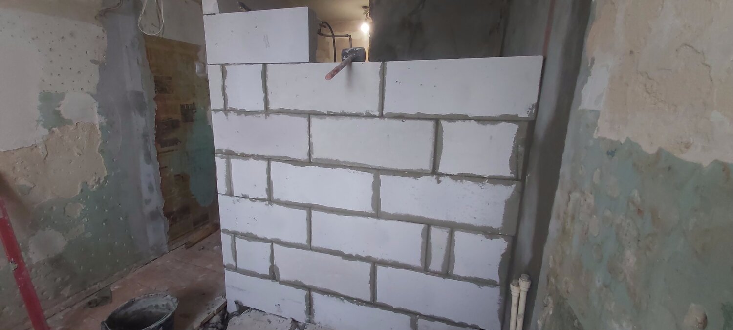 перегородка из пеноблоков, пеноблок, перегородки из газобетона, перегородки из газобетонных блоков, газоблок кладка