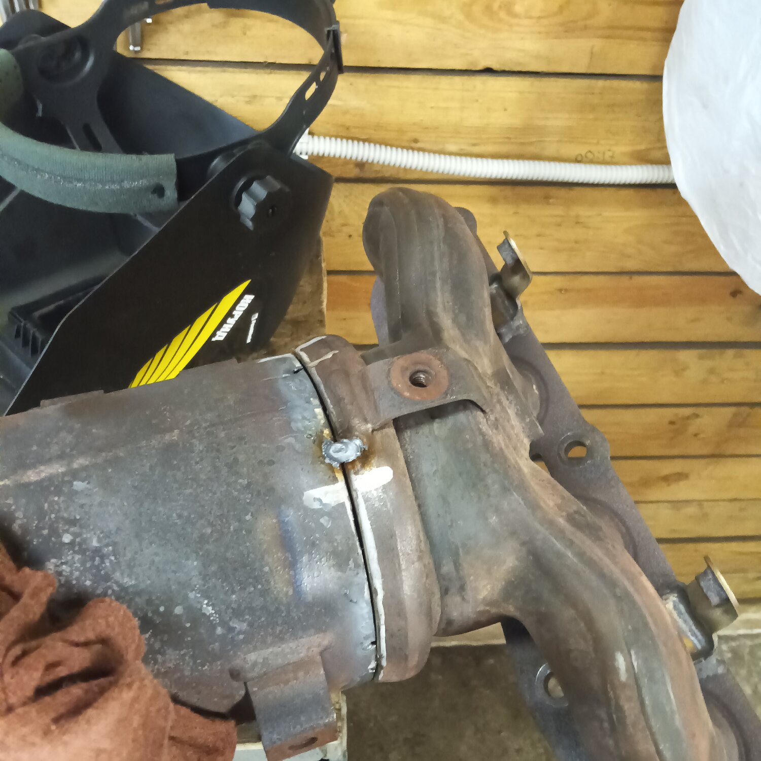 Ремонт выхлопной системы авто в Сертолово: 120 автомехаников