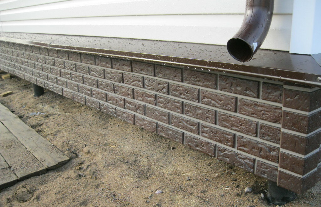 отделка фундамента, облицовка цоколя, облицовка цоколя дома, облицовочный кирпич для цоколя фундамента, цокольный сайдинг