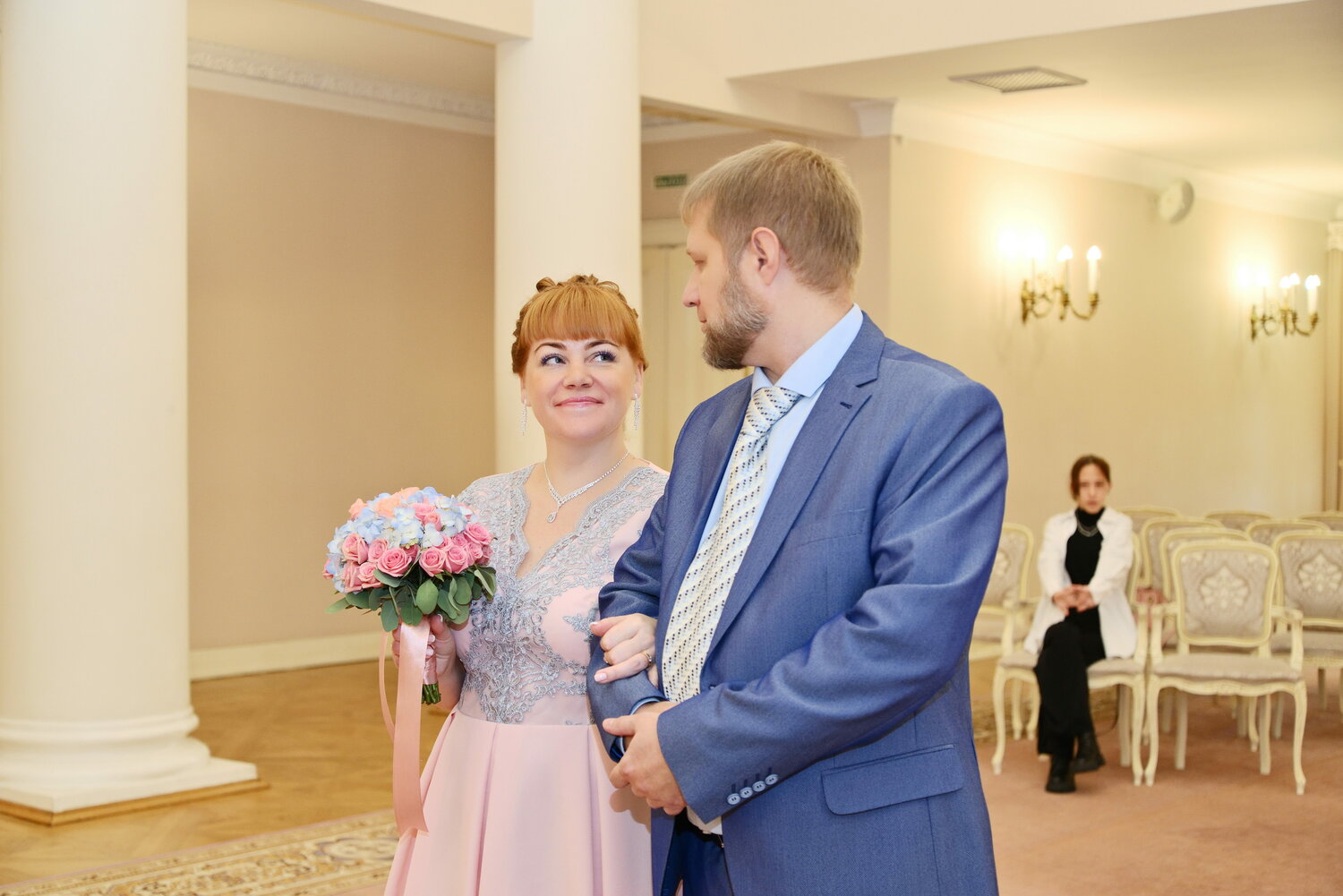 хорошевский загс, девушка, загс, свадьба, загс на пушкарева ульяновск