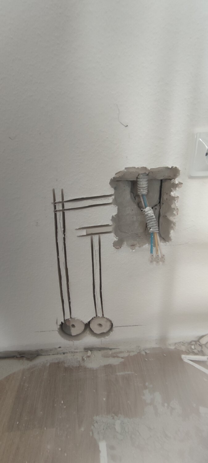 штробирование под проводку стен проводку, штробление стен под проводку, штроба, прокладка электропроводки, штробить стены под проводку