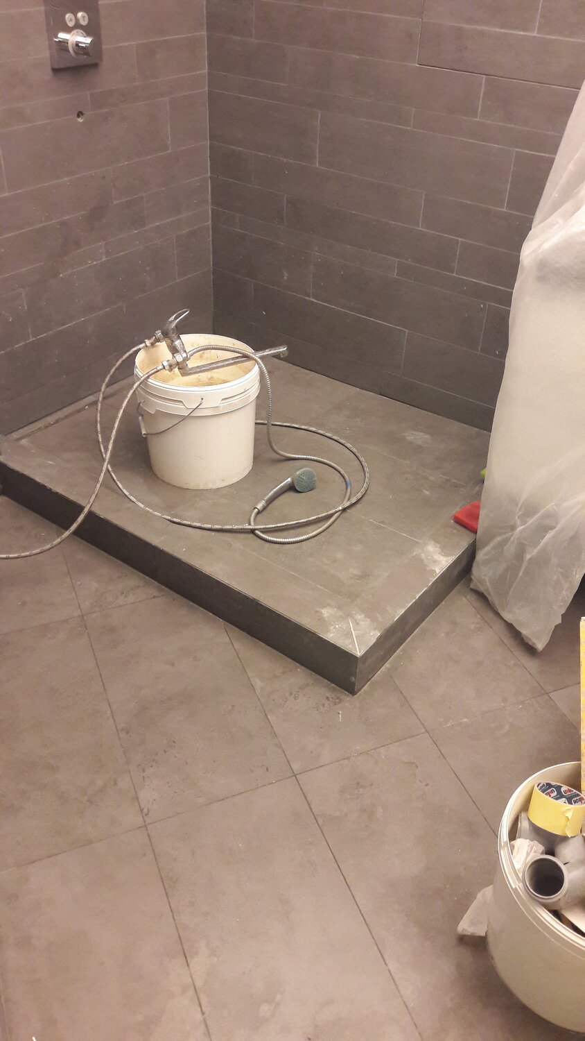 Плиточные работы в Волгограде: 120 облицовщиков-плиточников со средним ...