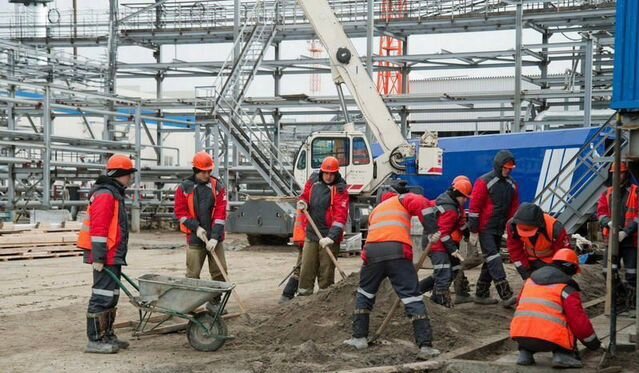 стоимость разнорабочих в иркутске на 2022, работа на стройке, строительный объект, подсобники на стройку, бетонщик
