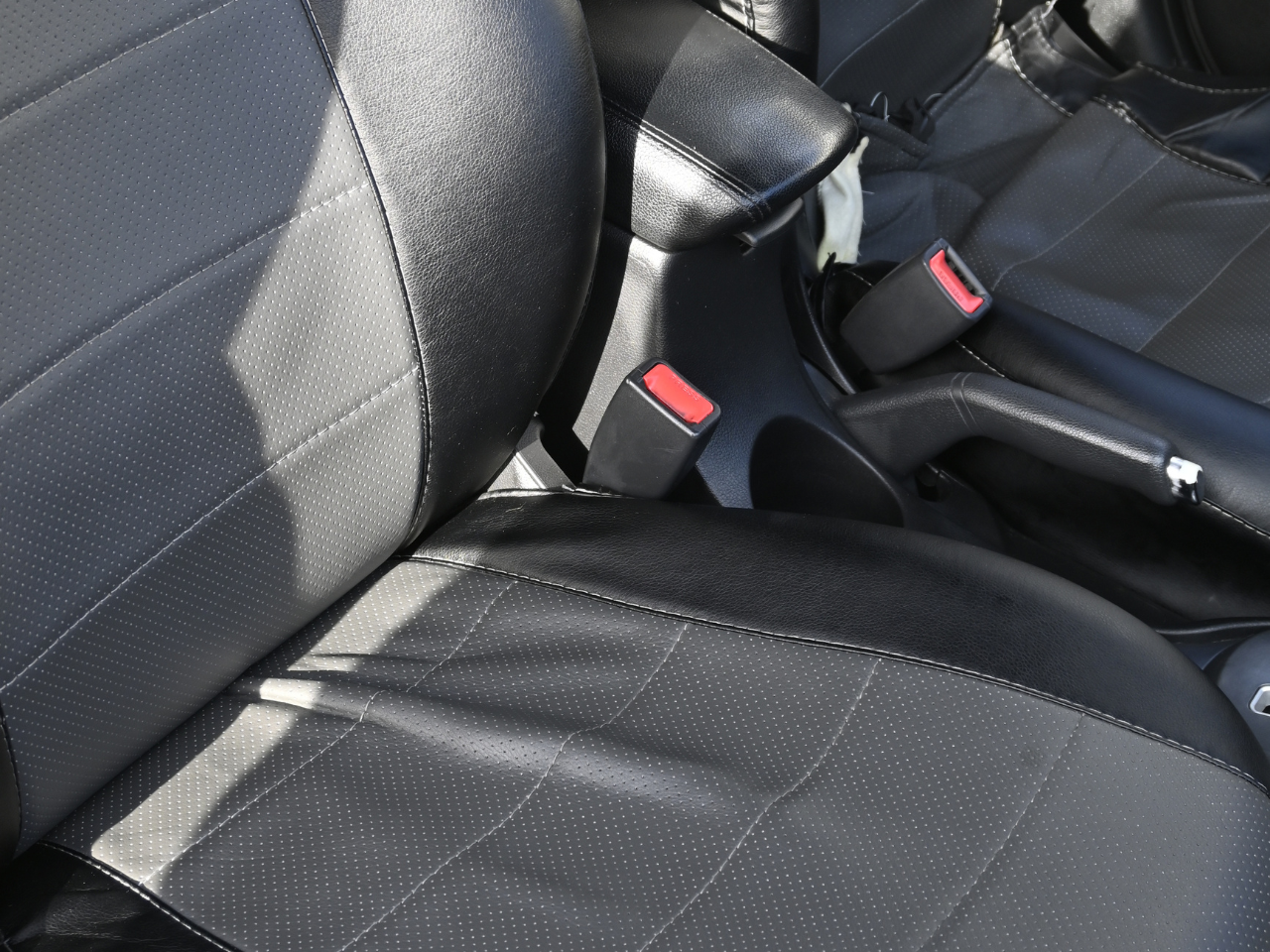 авточехлы, авточехлы из экокожи, авто чехлы, кожаные сиденья toyota corolla 140/150, чехол для сиденья