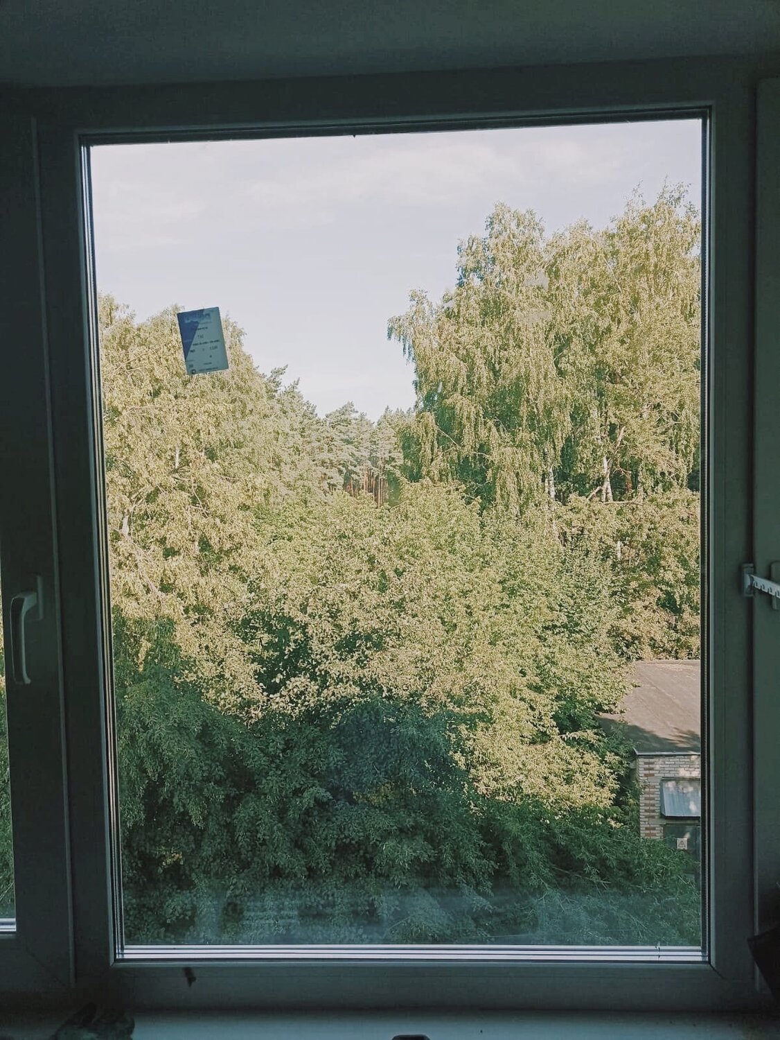 окно, окно дождь, мебель, за окном дождь, лоджия