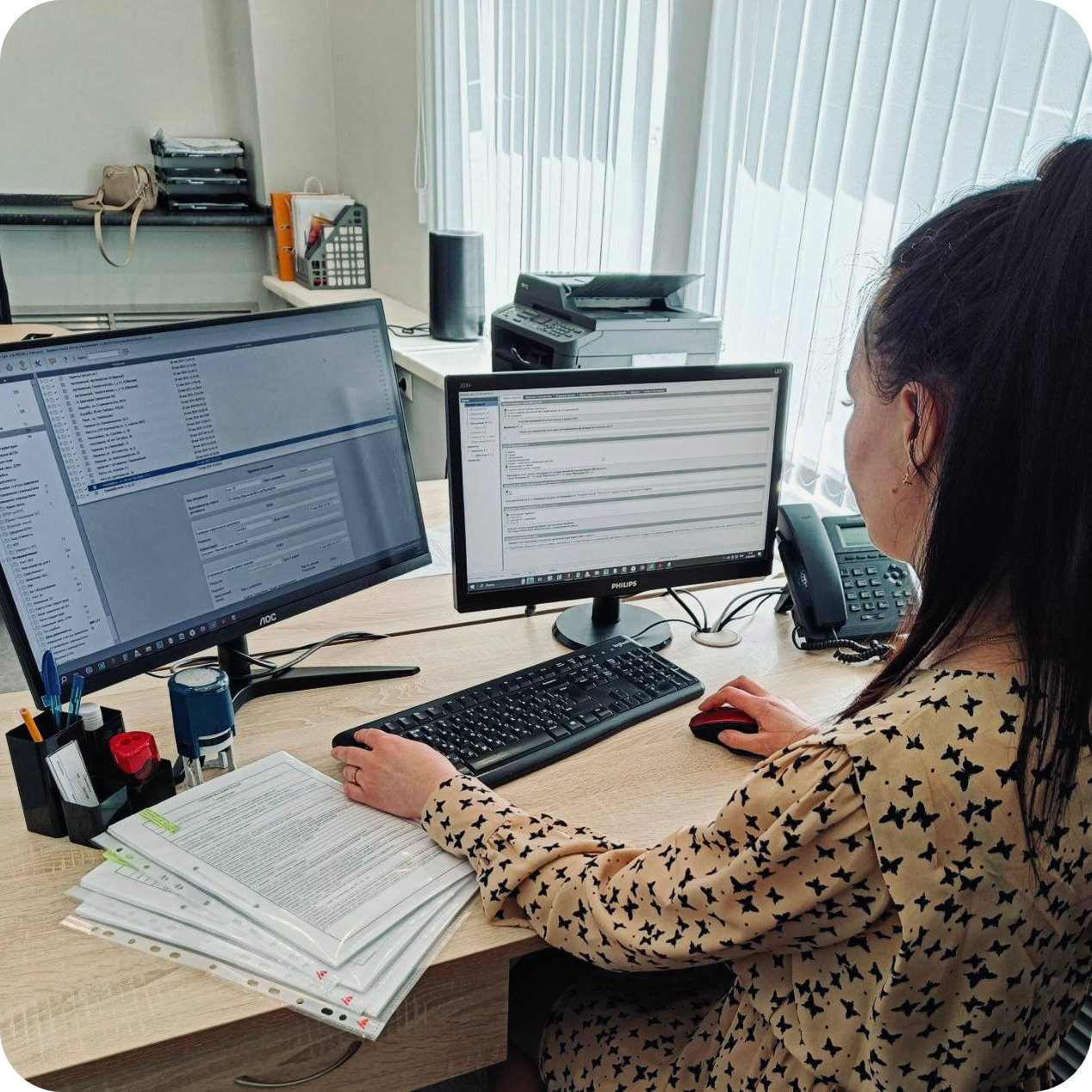 на работе, обучение, специалист, сотрудники, для студентов