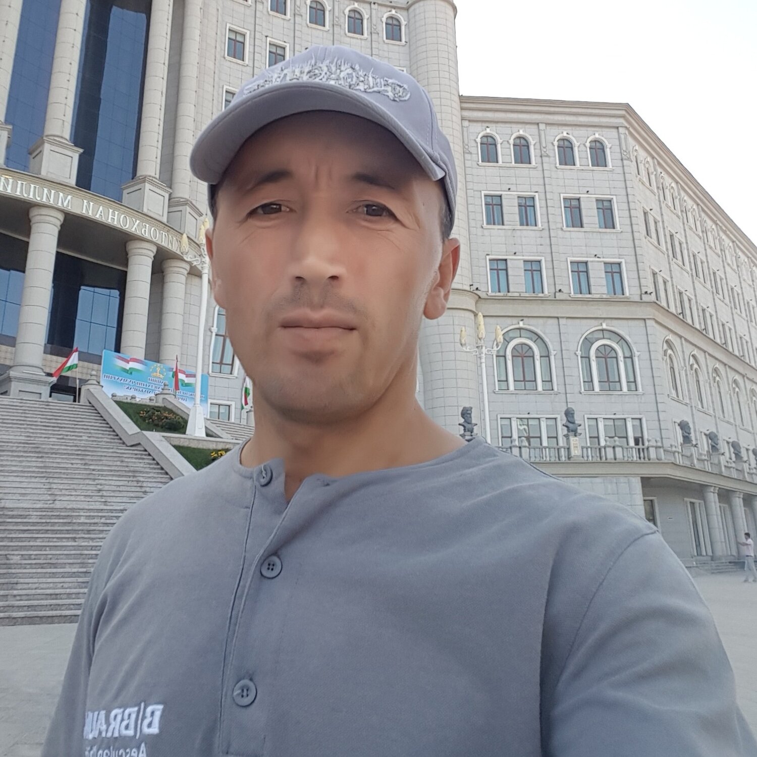 Абдужамол Раззоков