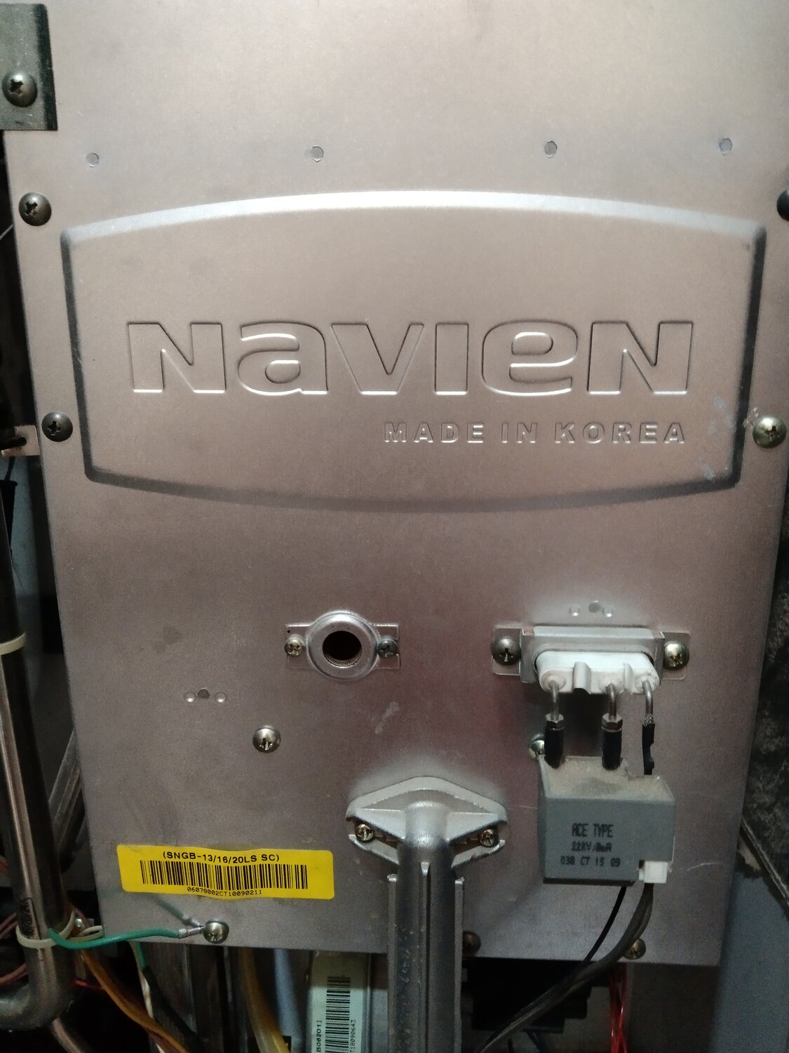 газовый котел навьен, котел навьен айс 35к внутри, котел навьен, котел navien, расширительный бак для котла навьен