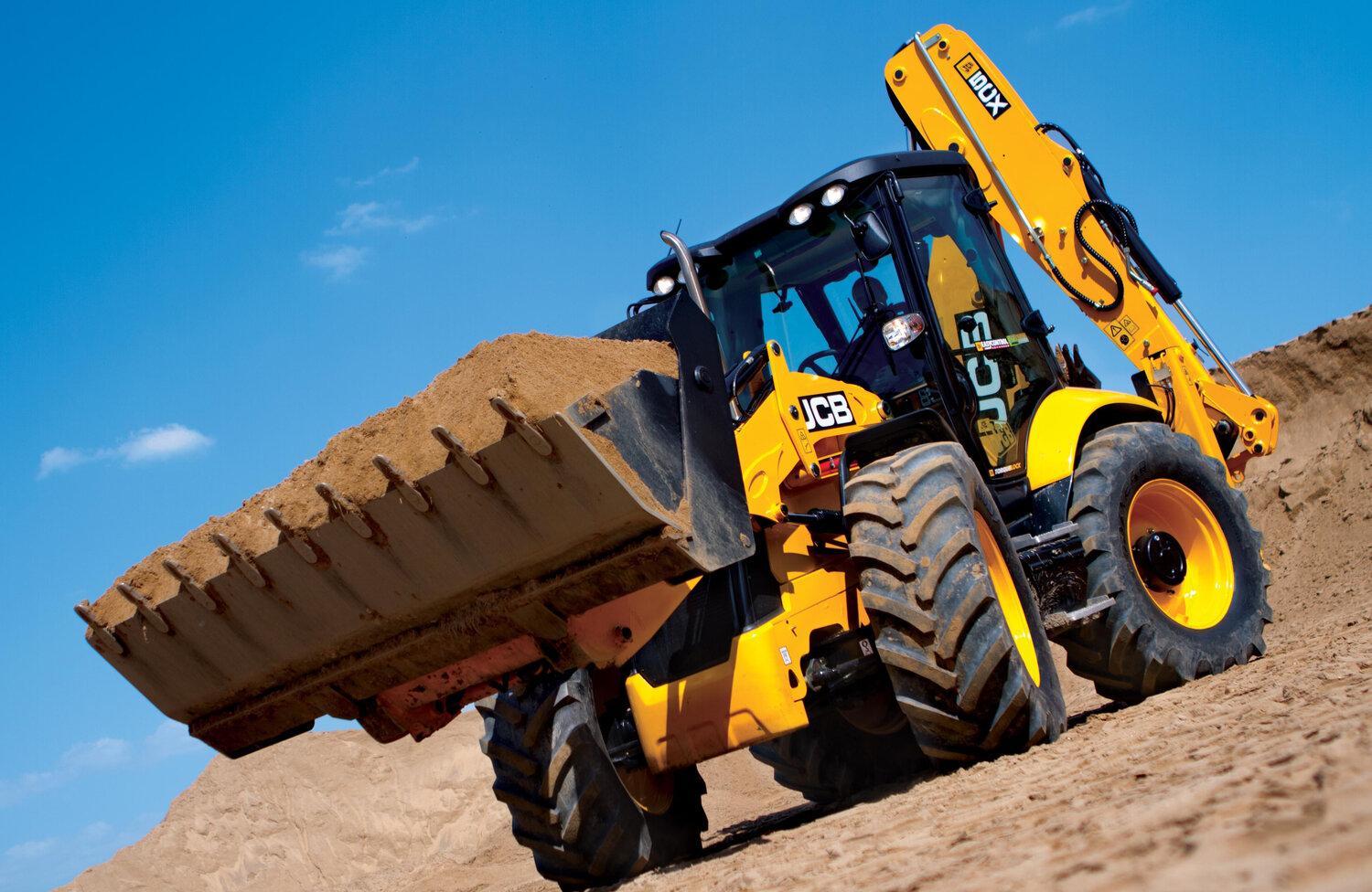 экскаватор-погрузчик jcb 5cx15h2wa, экскаватор-погрузчик jcb 5cx, трактор экскаватор погрузчик, машинист на экскаватор-погрузчик jcb 3cx, мст 644 экскаватор погрузчик