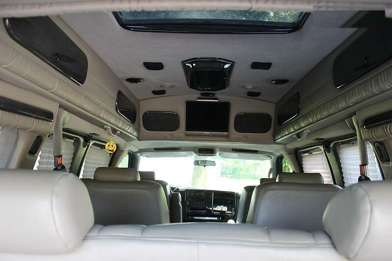 chevrolet express, chevrolet express gmc savana 2020, шевроле экспресс, chevrolet express 2006 салон, chevrolet express 2021 vip