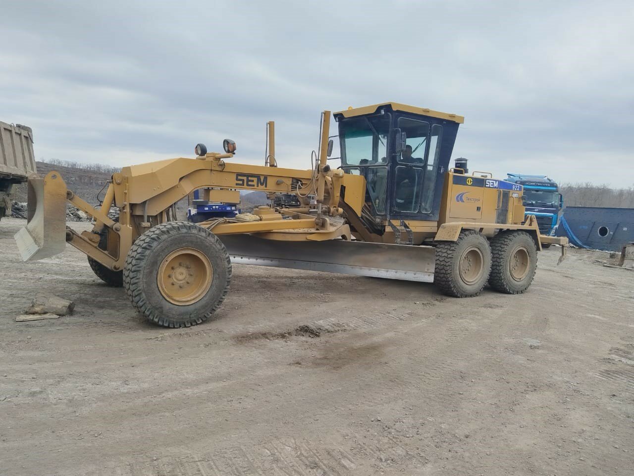 грейдер, автогрейдер, грейдер caterpillar 160k, автогрейдер sem 922, грейдер cat 160m