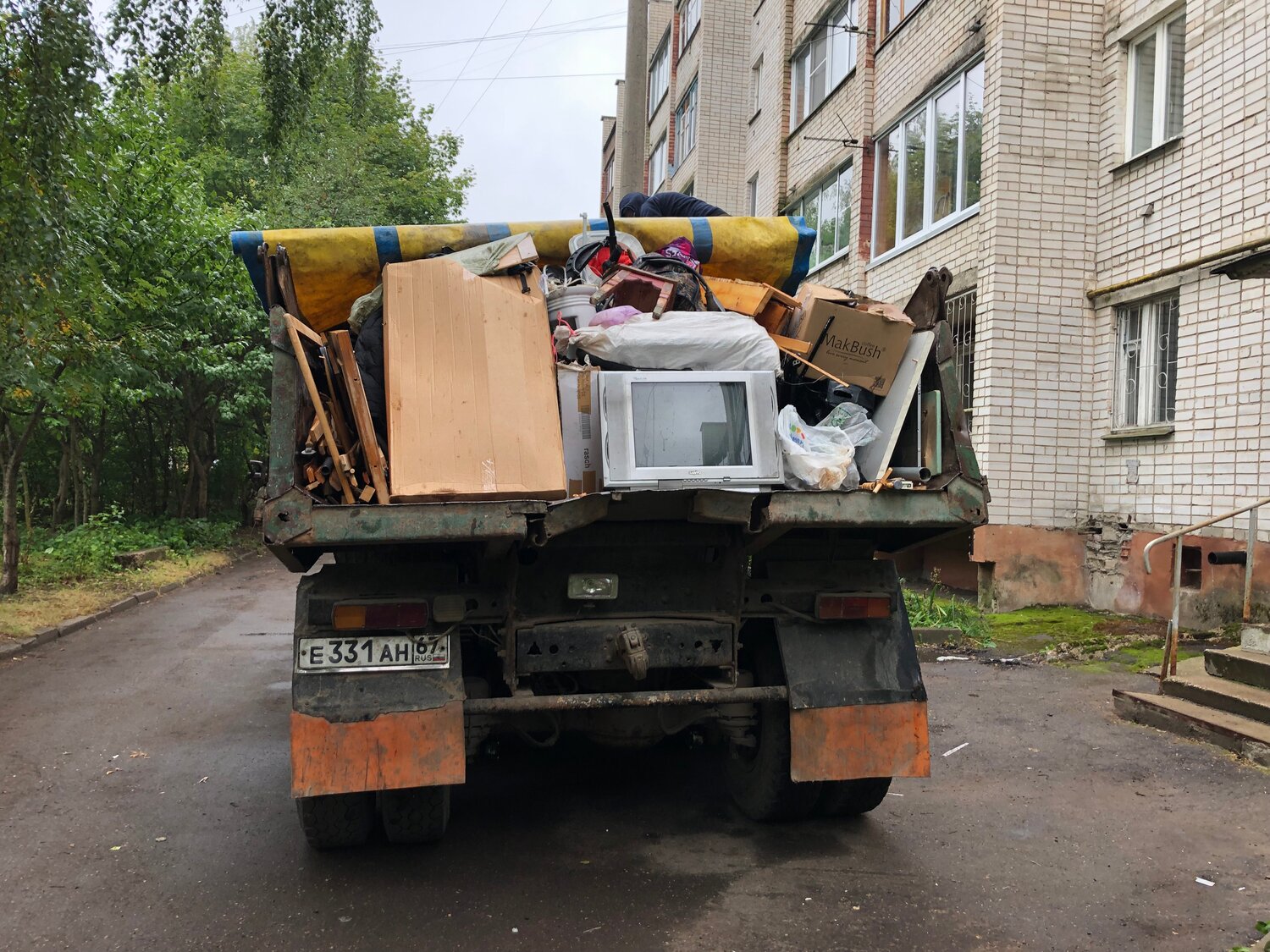 вывоз строительного мусора, вывоз мусора, вывоз мусора мебели хлама грузчики, вывоз, вывоз мусора волгоград