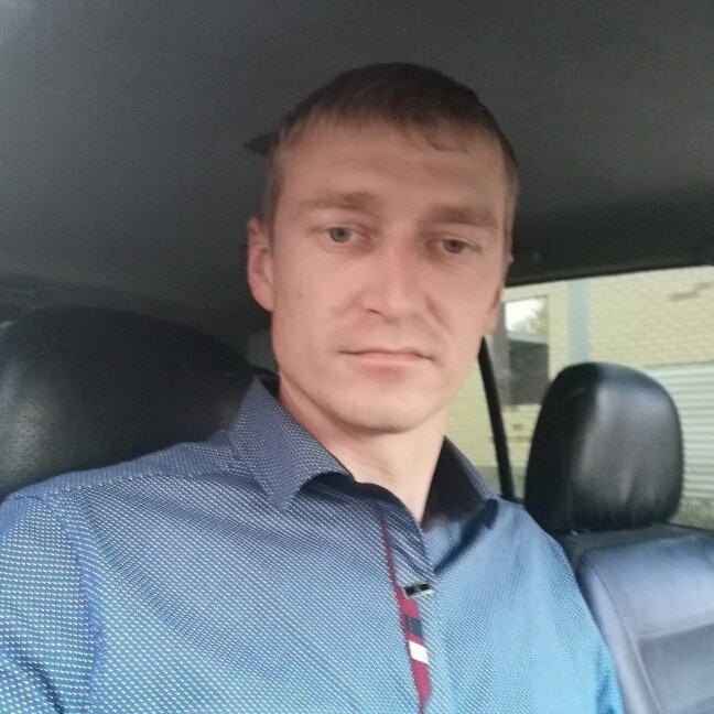 Андрей Хомутов
