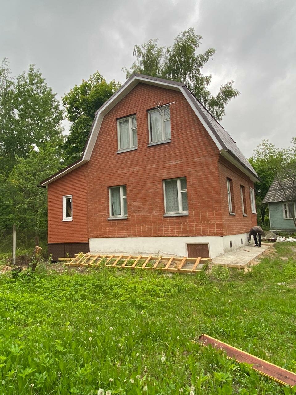 Монтаж фасада из фасадных панелей