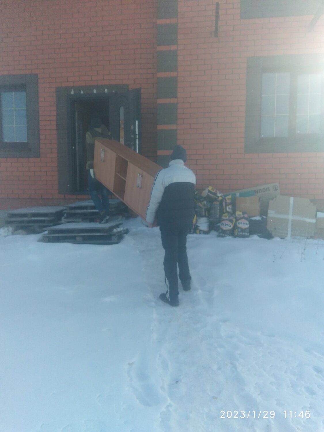 грузчики, мебель, грузчики переезды, переезд, газель-бутка с грузчиками