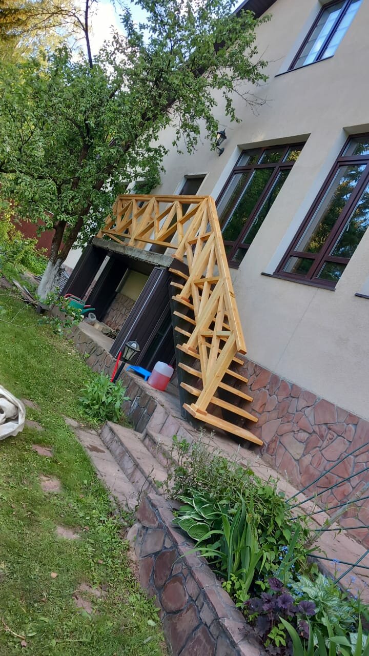 Монтаж лестничного полотна