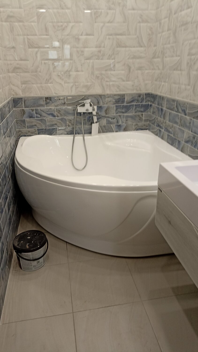 ванна, акриловая ванна, акриловая ванна roca merida 170х100, ремонт ванной, ванная комната