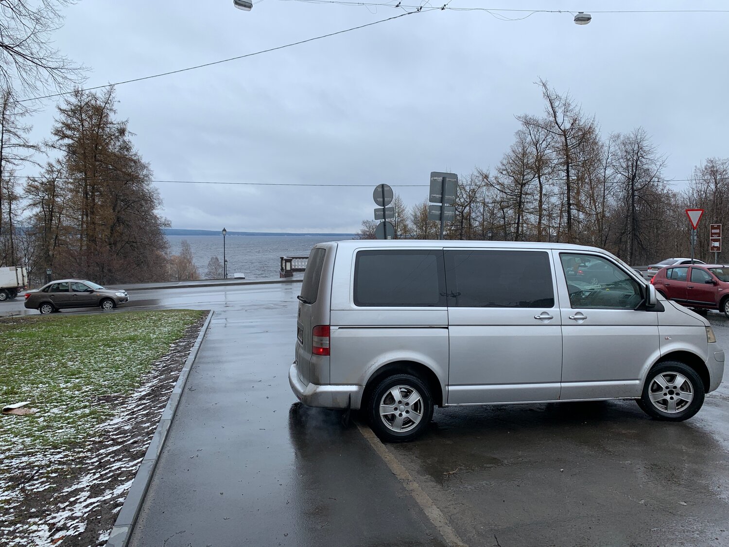 volkswagen transporter, volkswagen caravelle t 5, volkswagen caravelle, volkswagen multivan t 5, Volkswagen Caravelle T5 Рестайлинг